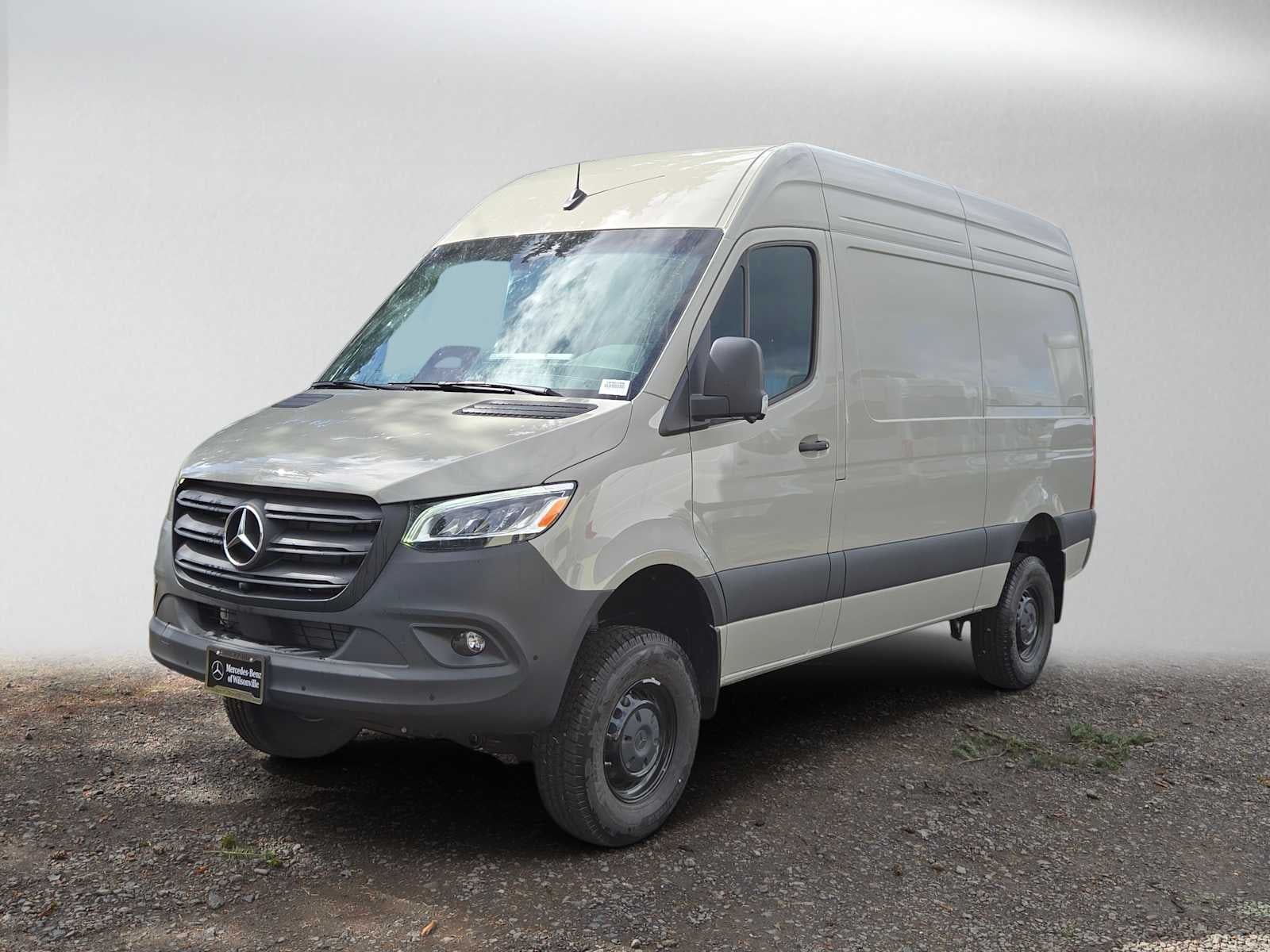 2026 Mercedes-Benz Sprinter Cargo 2500 Standard Roof I4 Diesel HO 144 AWD