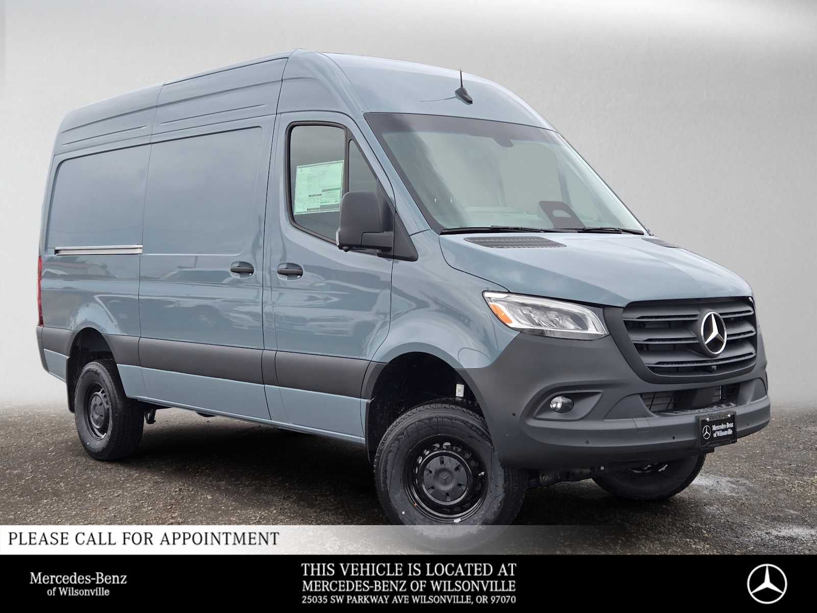 2026 Mercedes-Benz Sprinter Cargo 2500 Standard Roof I4 Diesel HO 144 AWD