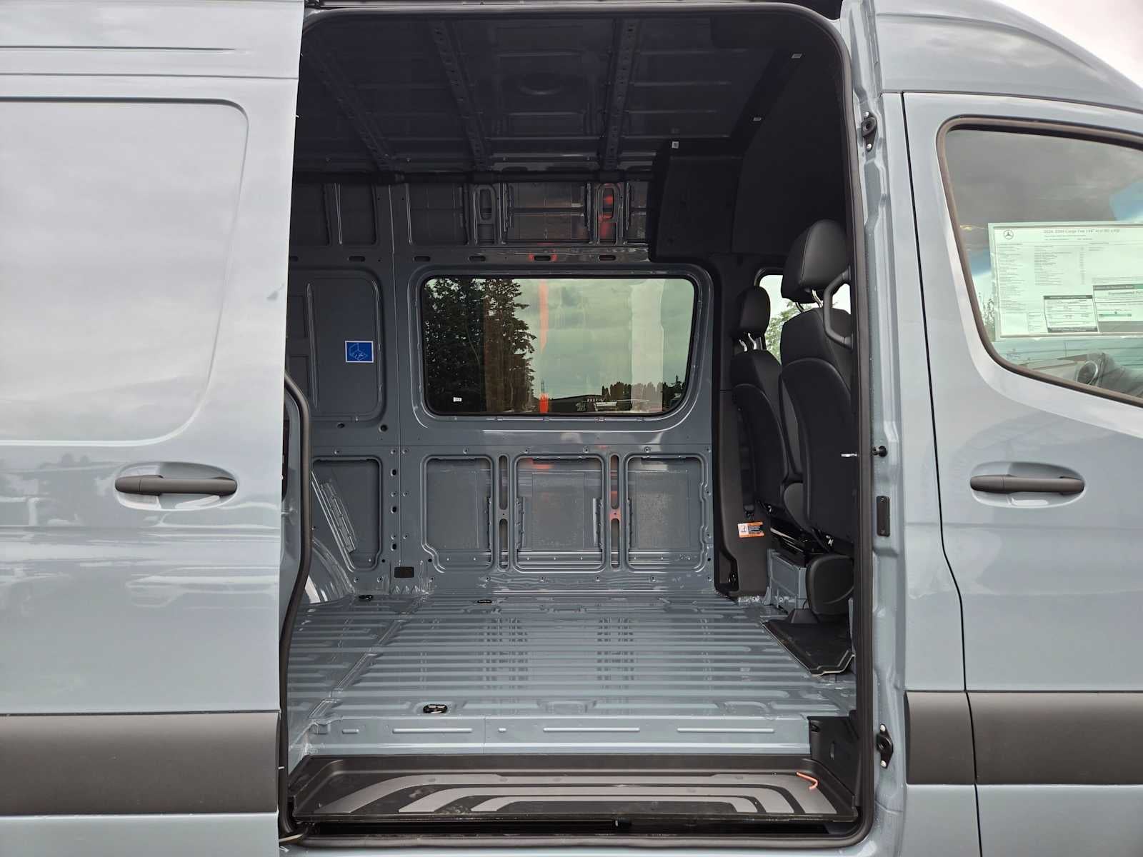 2026 Mercedes-Benz Sprinter Cargo 2500 Standard Roof I4 Diesel HO 144 AWD
