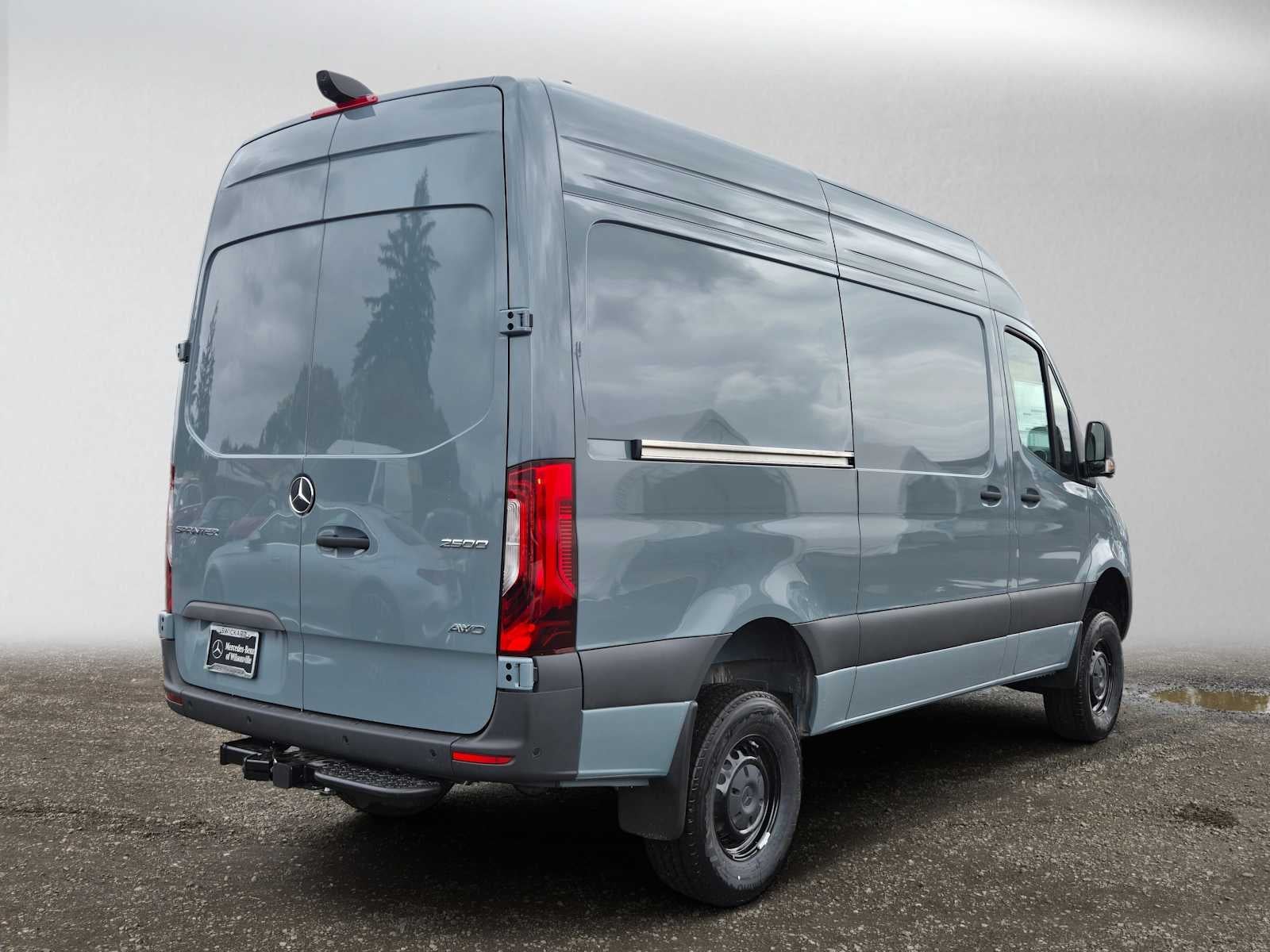 2026 Mercedes-Benz Sprinter Cargo 2500 Standard Roof I4 Diesel HO 144 AWD