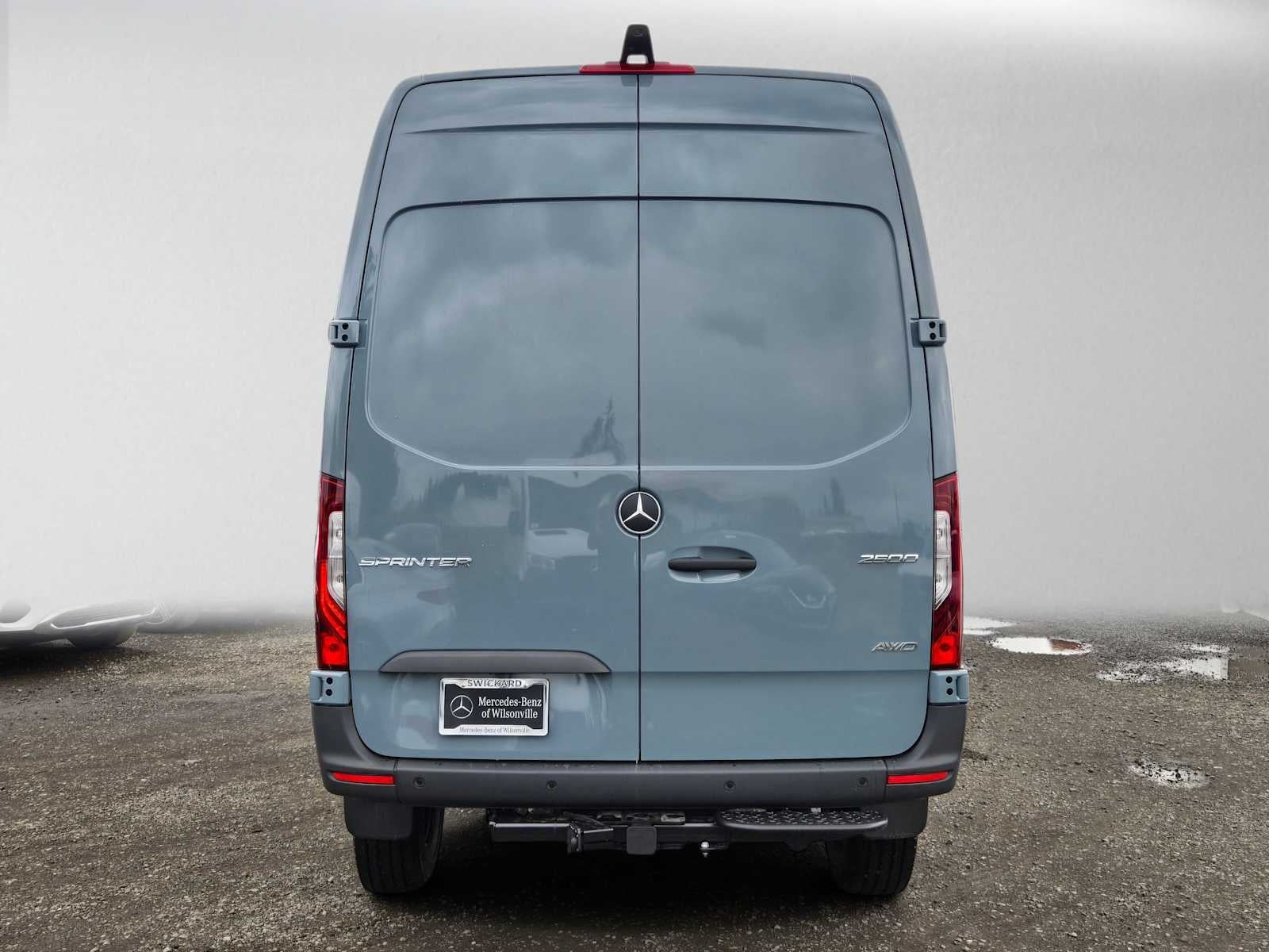 2026 Mercedes-Benz Sprinter Cargo 2500 Standard Roof I4 Diesel HO 144 AWD