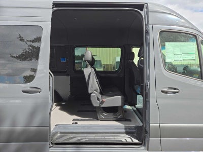 2026 Mercedes-Benz Sprinter Crew 2500 Standard Roof I4 Diesel HO 144 AWD