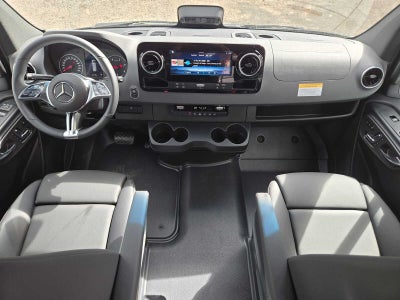 2026 Mercedes-Benz Sprinter Crew 2500 Standard Roof I4 Diesel HO 144 AWD