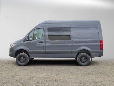 2026 Mercedes-Benz Sprinter Crew 2500 Standard Roof I4 Diesel HO 144 AWD