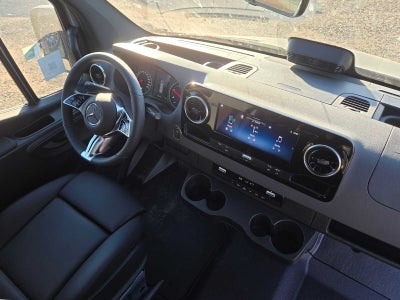 2026 Mercedes-Benz Sprinter Crew 2500 Standard Roof I4 Diesel HO 144 AWD