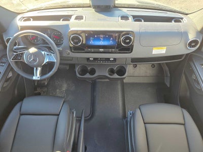 2026 Mercedes-Benz Sprinter Crew 2500 Standard Roof I4 Diesel HO 144 AWD