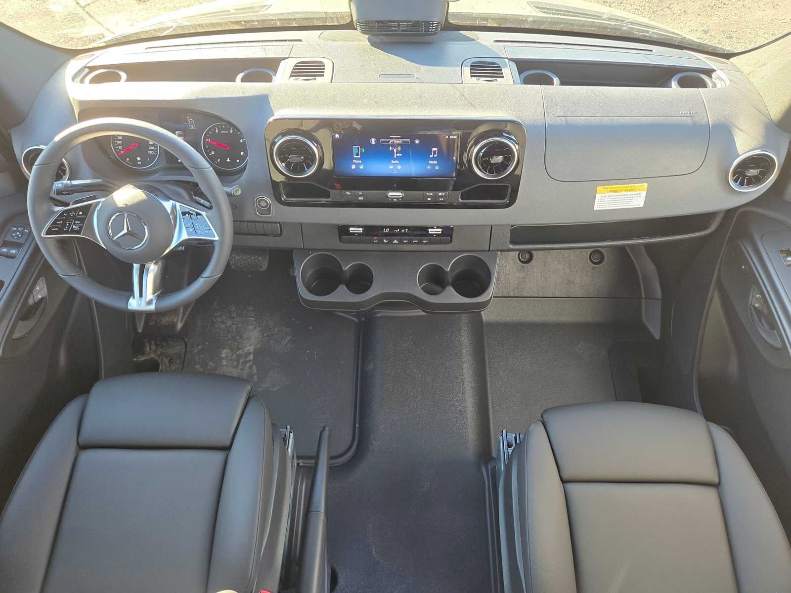 2026 Mercedes-Benz Sprinter Crew 2500 Standard Roof I4 Diesel HO 144 AWD