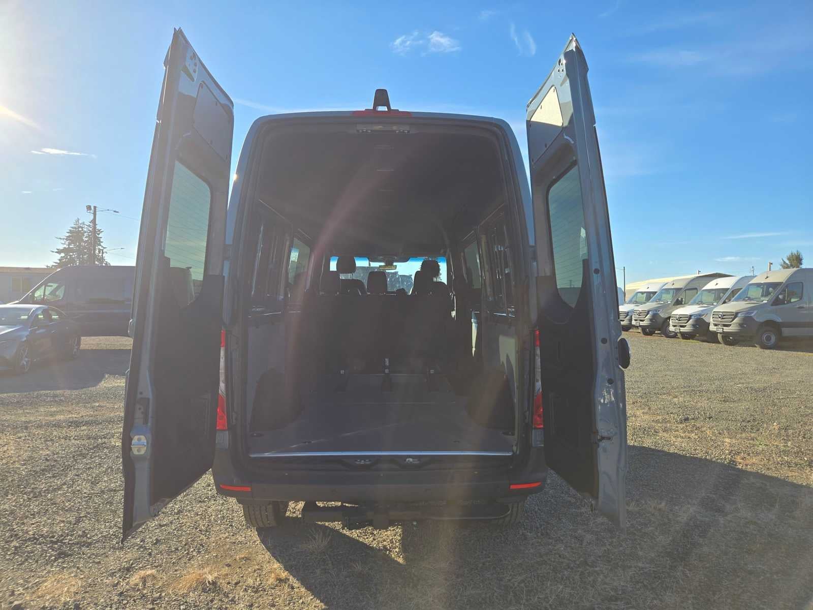 2026 Mercedes-Benz Sprinter Crew 2500 Standard Roof I4 Diesel HO 144 AWD