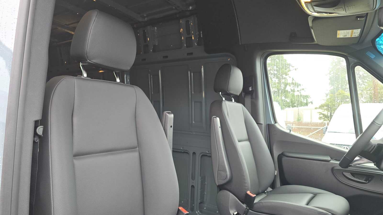 2026 Mercedes-Benz Sprinter 2500 Standard Roof I4 Diesel HO 144" AWD