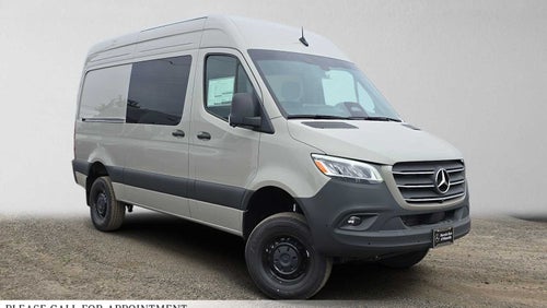 2026 Mercedes-Benz Sprinter 2500 Standard Roof I4 Diesel HO 144 AWD