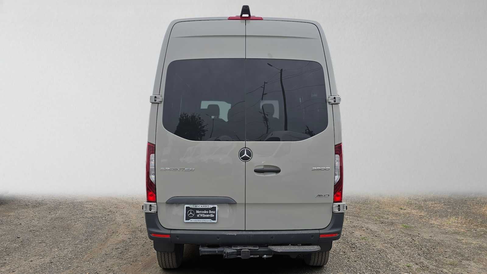 2026 Mercedes-Benz Sprinter 2500 Standard Roof I4 Diesel HO 144 AWD