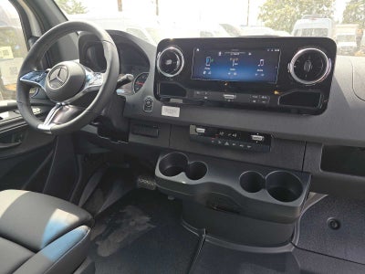 2026 Mercedes-Benz Sprinter 2500 Standard Roof I4 Diesel HO 144 AWD