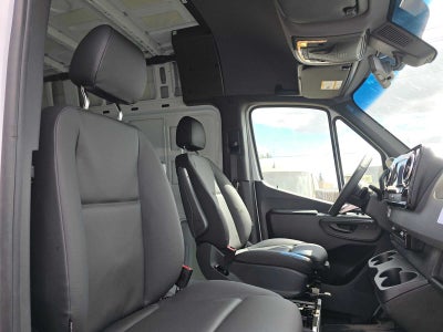 2026 Mercedes-Benz Sprinter 2500 Standard Roof I4 Diesel HO 144 AWD