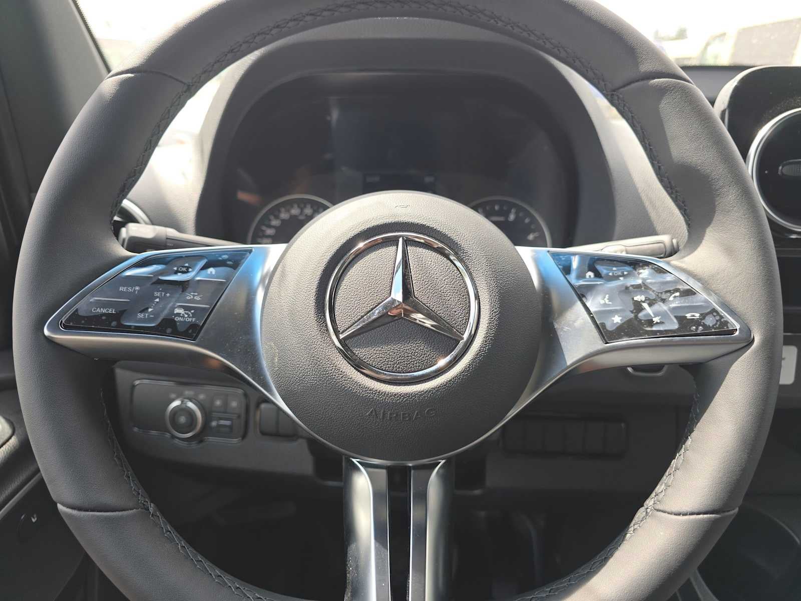 2026 Mercedes-Benz Sprinter 2500 Standard Roof I4 Diesel HO 144 AWD