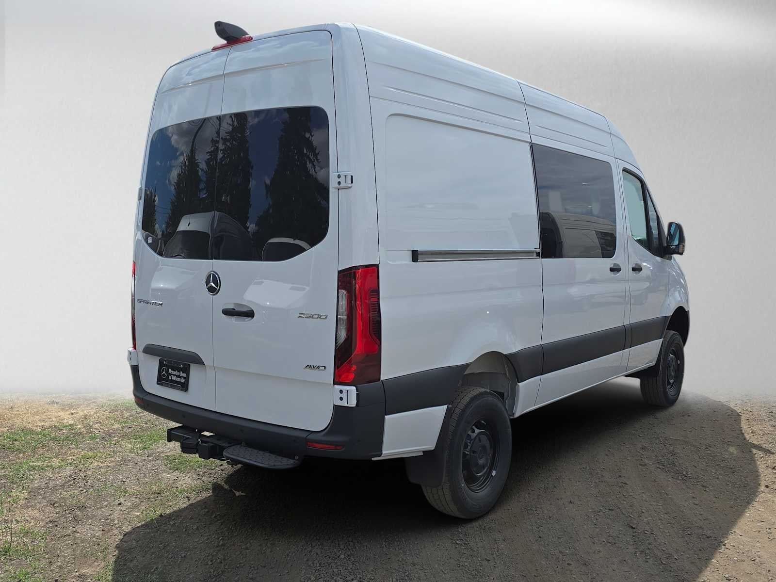 2026 Mercedes-Benz Sprinter 2500 Standard Roof I4 Diesel HO 144 AWD