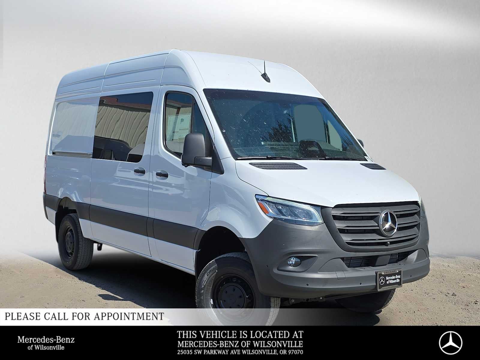 2026 Mercedes-Benz Sprinter Cargo 2500 Standard Roof I4 Diesel HO 144 AWD