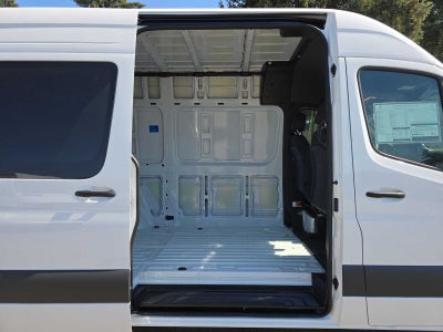 2026 Mercedes-Benz Sprinter Cargo 2500 Standard Roof I4 Diesel HO 144 AWD