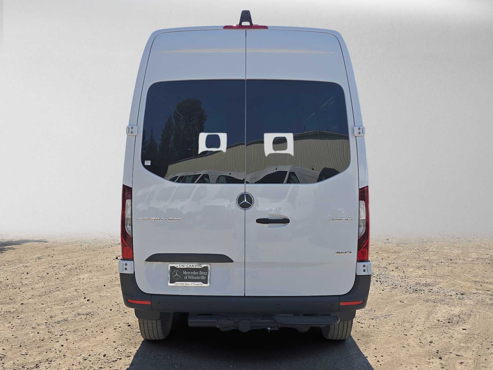 2026 Mercedes-Benz Sprinter Cargo 2500 Standard Roof I4 Diesel HO 144 AWD