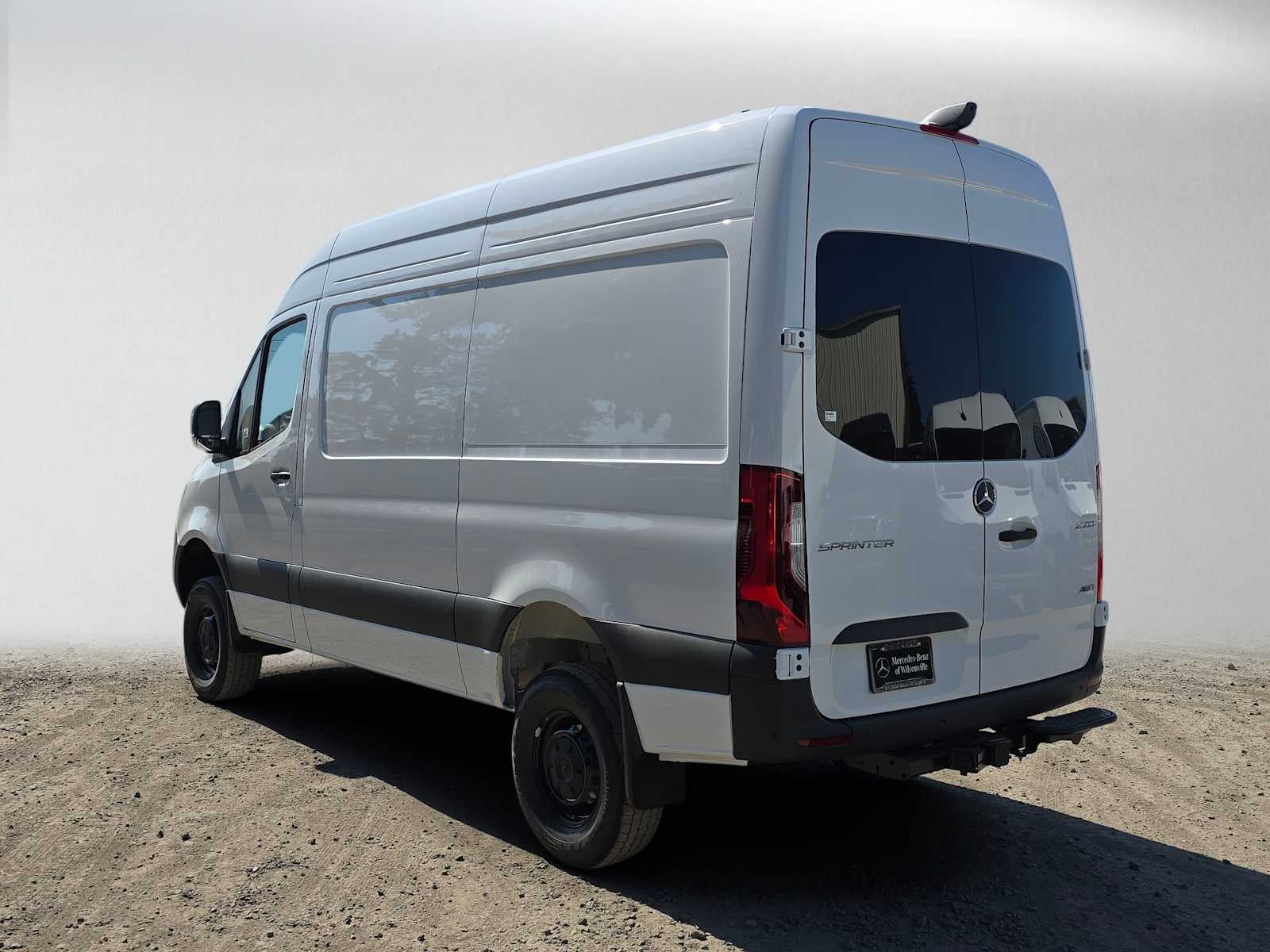 2026 Mercedes-Benz Sprinter Cargo 2500 Standard Roof I4 Diesel HO 144 AWD
