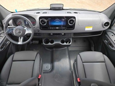 2026 Mercedes-Benz Sprinter Crew 2500 Standard Roof I4 Diesel HO 144 AWD