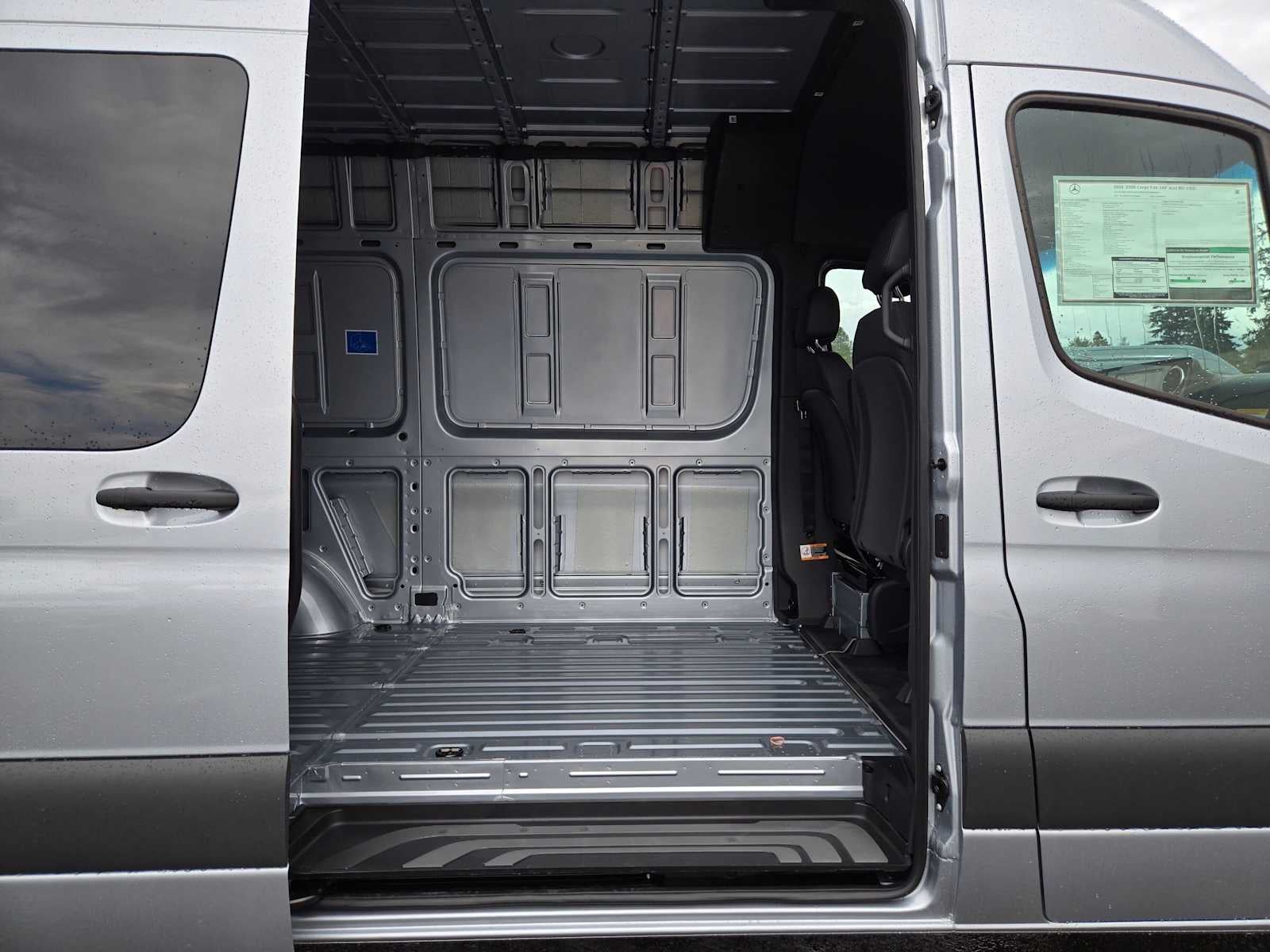 2026 Mercedes-Benz Sprinter Cargo 2500 Standard Roof I4 Diesel HO 144 AWD