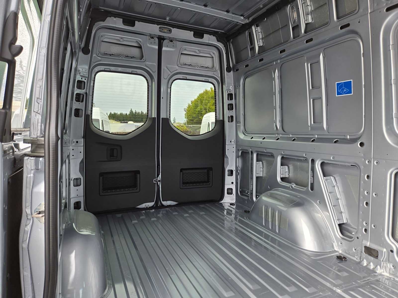 2026 Mercedes-Benz Sprinter Cargo 2500 Standard Roof I4 Diesel HO 144 AWD