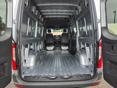 2026 Mercedes-Benz Sprinter Cargo 2500 Standard Roof I4 Diesel HO 144 AWD
