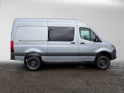 2026 Mercedes-Benz Sprinter Cargo 2500 Standard Roof I4 Diesel HO 144 AWD