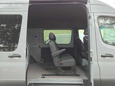 2026 Mercedes-Benz Sprinter Crew 2500 Standard Roof I4 Diesel HO 144 AWD