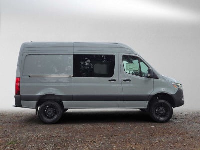 2026 Mercedes-Benz Sprinter Crew 2500 Standard Roof I4 Diesel HO 144 AWD