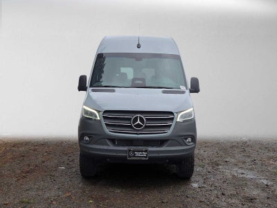 2026 Mercedes-Benz Sprinter Crew 2500 Standard Roof I4 Diesel HO 144 AWD