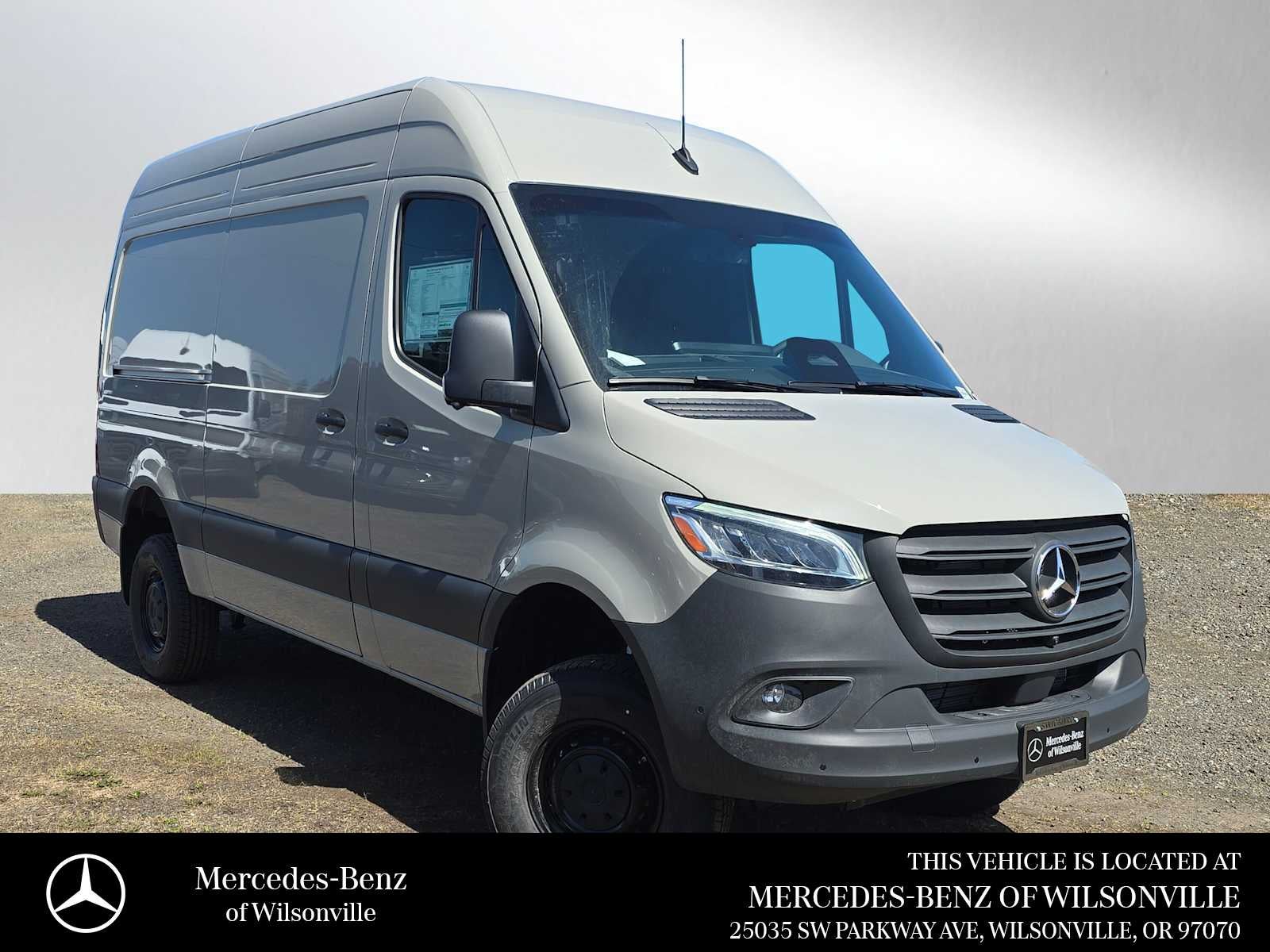 2026 Mercedes-Benz Sprinter 2500 Standard Roof I4 Diesel HO 144 AWD