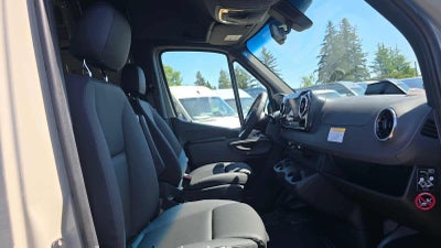 2026 Mercedes-Benz Sprinter 2500 Standard Roof I4 Diesel HO 144 AWD