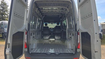 2026 Mercedes-Benz Sprinter 2500 Standard Roof I4 Diesel HO 144 AWD