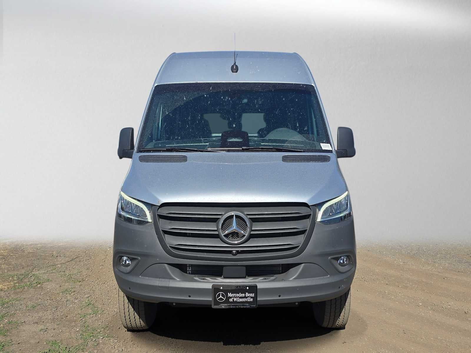 2026 Mercedes-Benz Sprinter 2500 Standard Roof I4 Diesel HO 144 AWD
