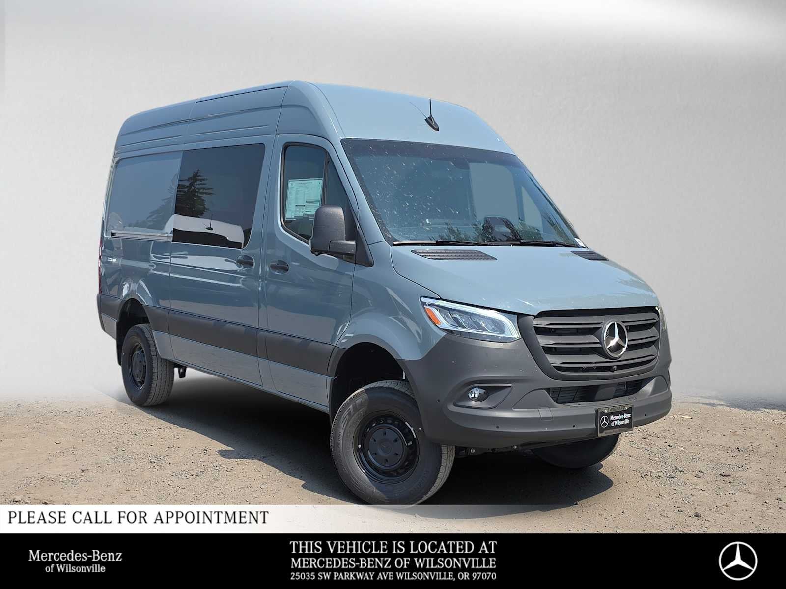 2026 Mercedes-Benz Sprinter Cargo 2500 Standard Roof I4 Diesel HO 144 AWD