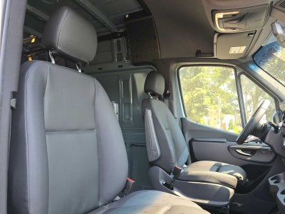 2026 Mercedes-Benz Sprinter Cargo 2500 Standard Roof I4 Diesel HO 144 AWD