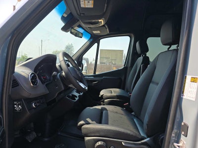 2026 Mercedes-Benz Sprinter Cargo 2500 Standard Roof I4 Diesel HO 144 AWD