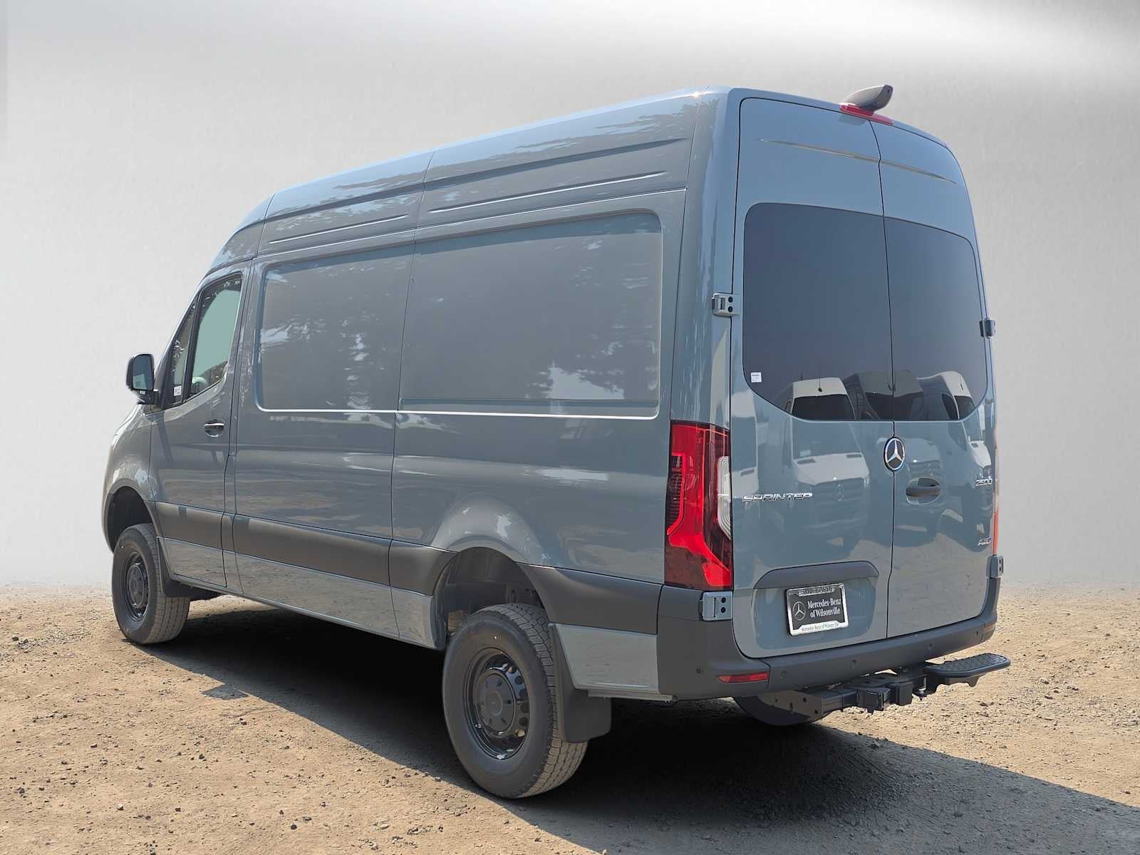2026 Mercedes-Benz Sprinter Cargo 2500 Standard Roof I4 Diesel HO 144 AWD