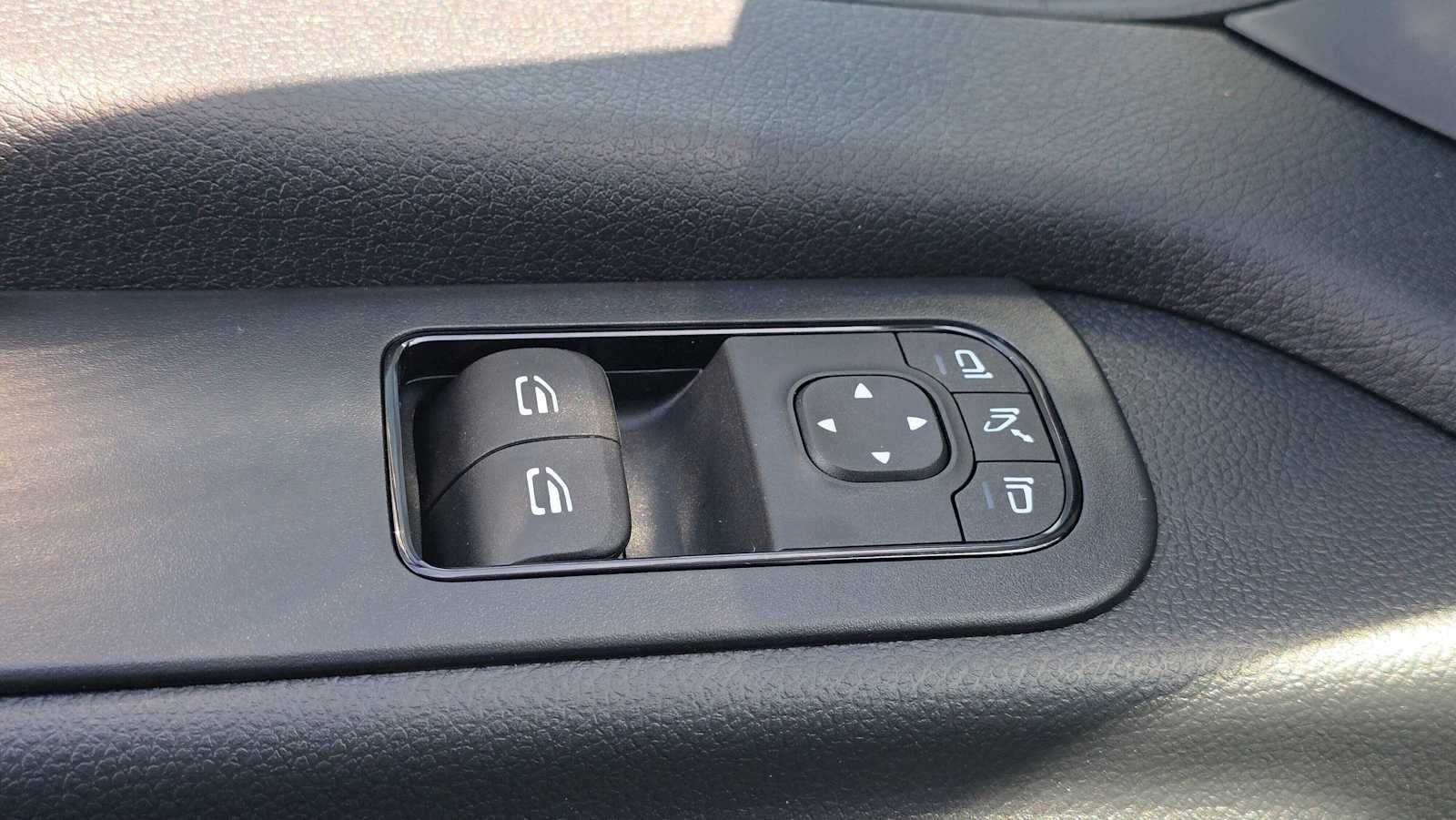 2026 Mercedes-Benz Sprinter 2500 High Roof I4 Diesel HO 170 AWD
