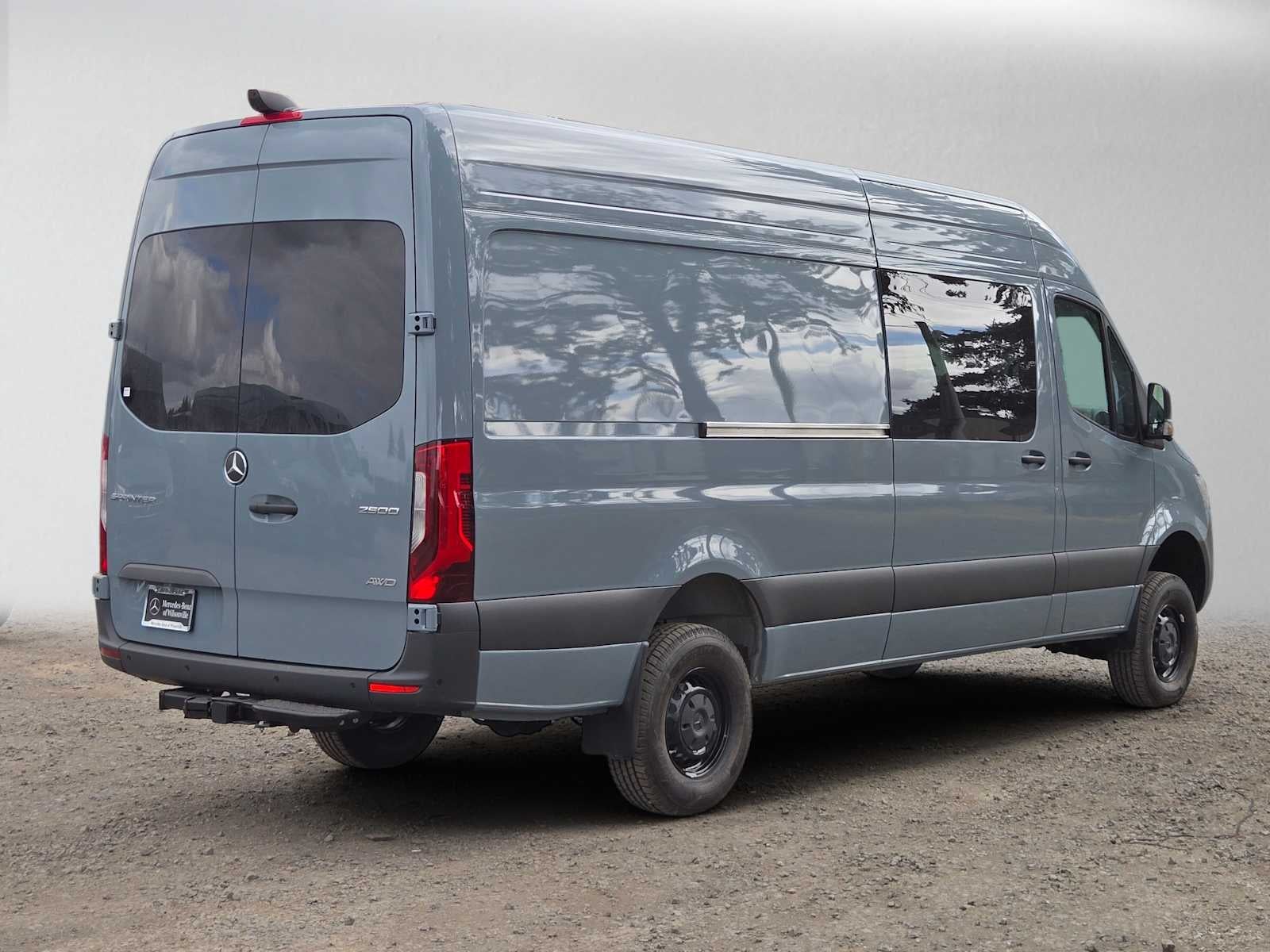 2026 Mercedes-Benz Sprinter Crew 2500 High Roof I4 Diesel HO 170 AWD