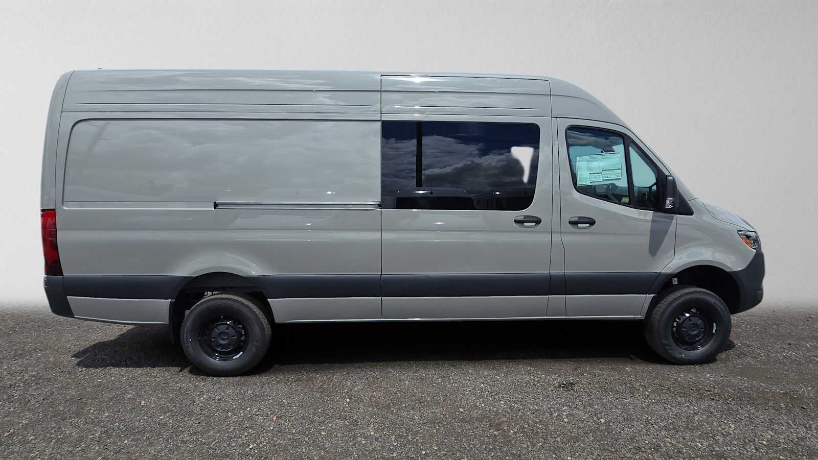 2026 Mercedes-Benz Sprinter 2500 High Roof I4 Diesel HO 170 AWD