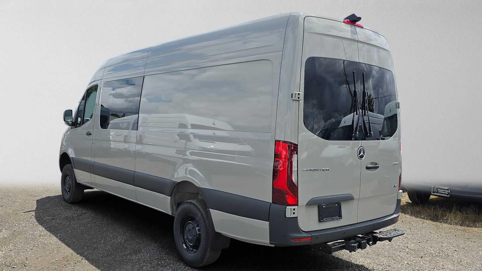 2026 Mercedes-Benz Sprinter 2500 High Roof I4 Diesel HO 170 AWD