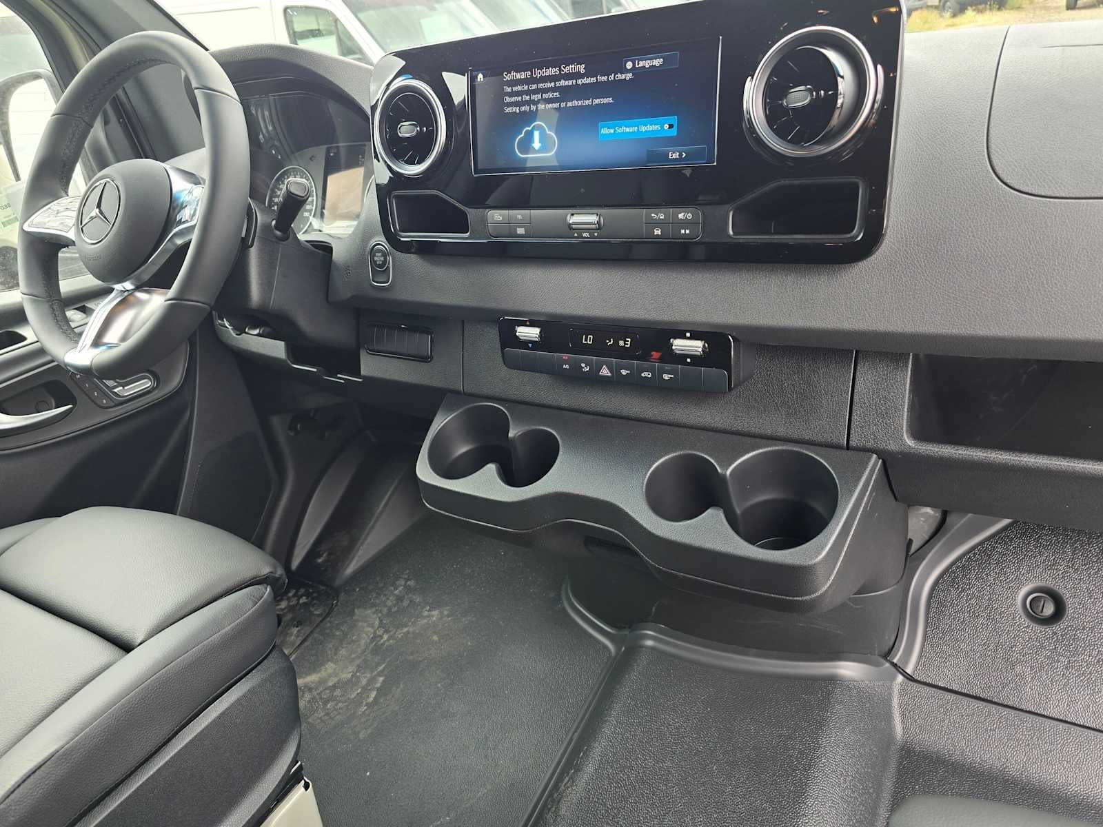 2026 Mercedes-Benz Sprinter 2500 High Roof I4 Diesel HO 170 AWD