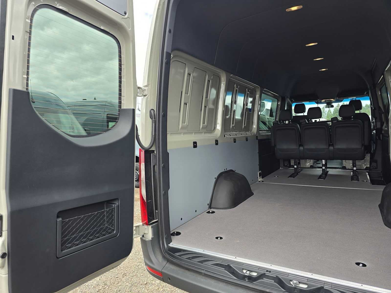 2026 Mercedes-Benz Sprinter 2500 High Roof I4 Diesel HO 170 AWD