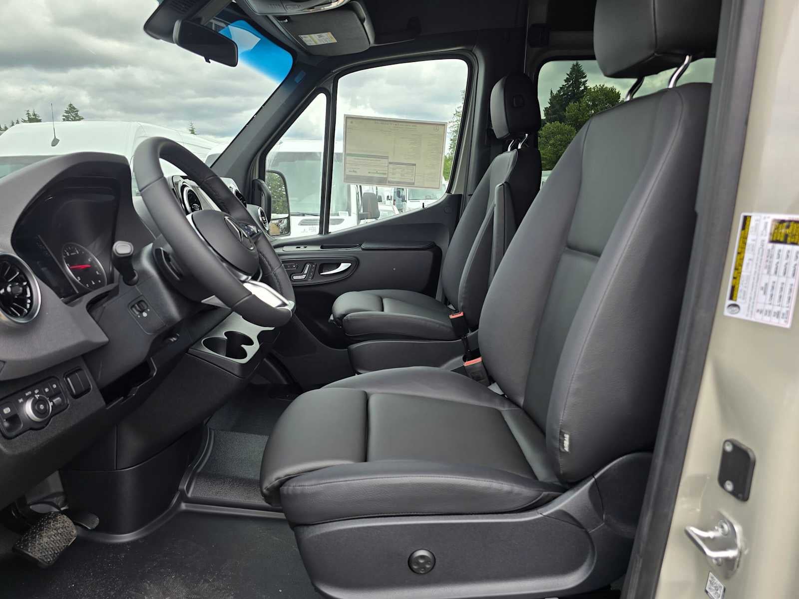 2026 Mercedes-Benz Sprinter 2500 High Roof I4 Diesel HO 170 AWD