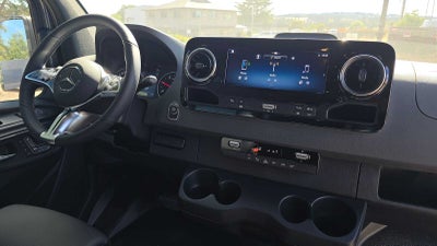 2026 Mercedes-Benz Sprinter 2500 High Roof I4 Diesel HO 170 AWD