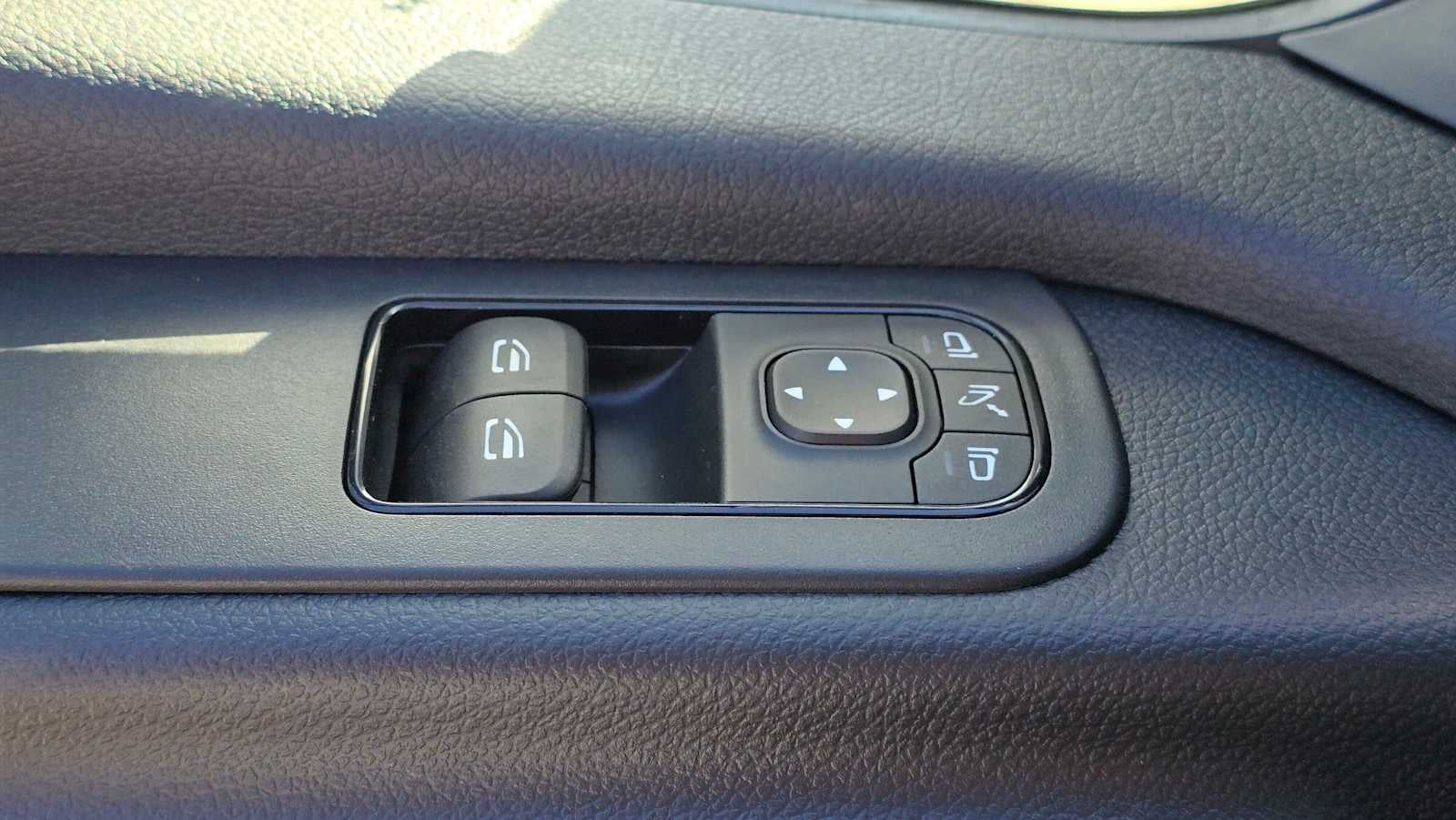 2026 Mercedes-Benz Sprinter 2500 High Roof I4 Diesel HO 170 AWD
