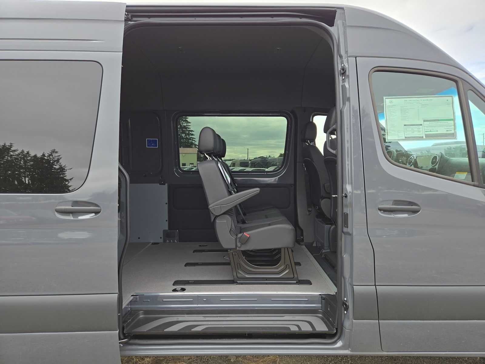 2026 Mercedes-Benz Sprinter Crew 2500 High Roof I4 Diesel HO 170 AWD