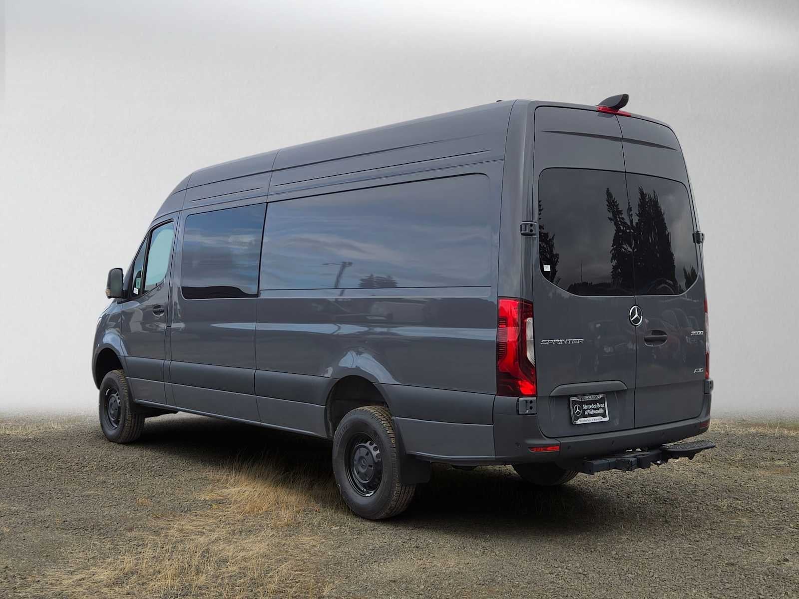2026 Mercedes-Benz Sprinter Crew 2500 High Roof I4 Diesel HO 170 AWD